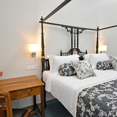 Le Colonial Suites ปอนดิเชอรี ภายนอก รูปภาพ