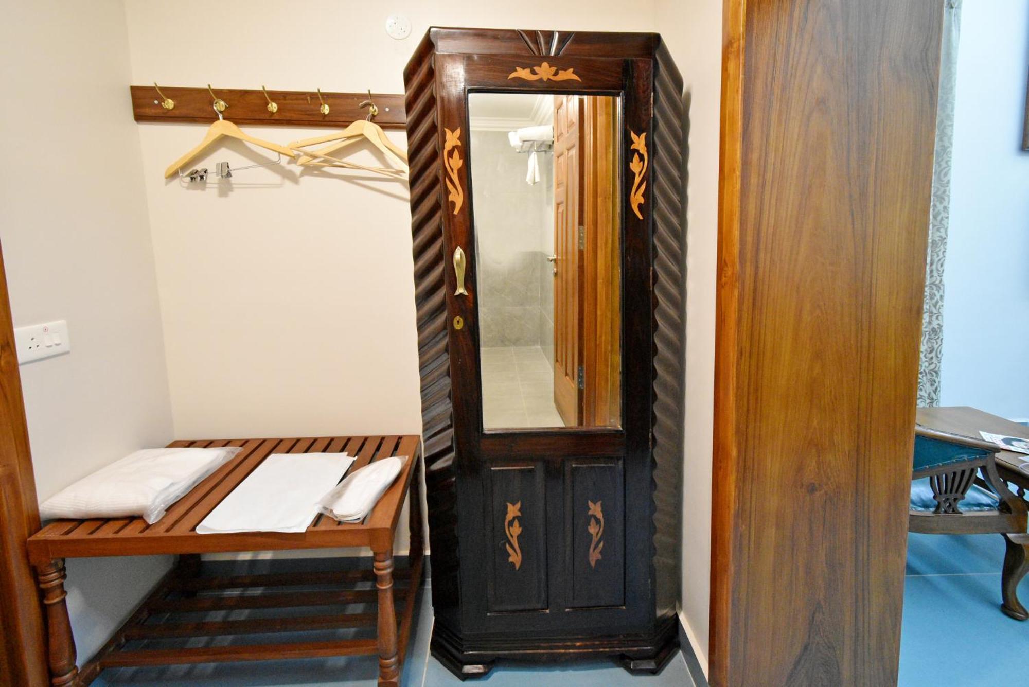 Le Colonial Suites ปอนดิเชอรี ภายนอก รูปภาพ