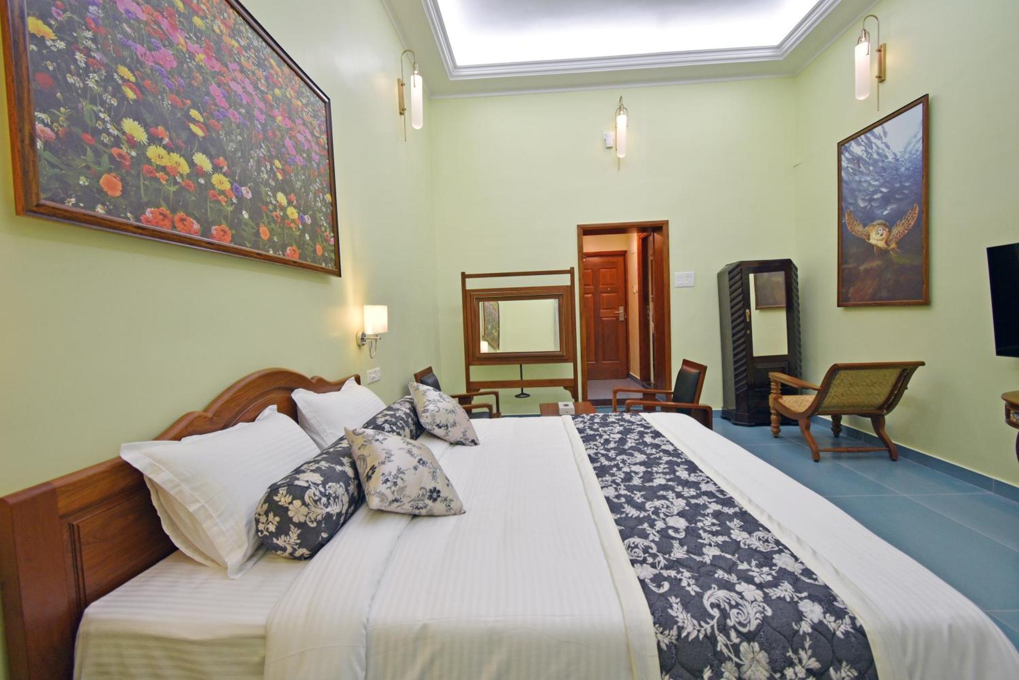 Le Colonial Suites ปอนดิเชอรี ภายนอก รูปภาพ