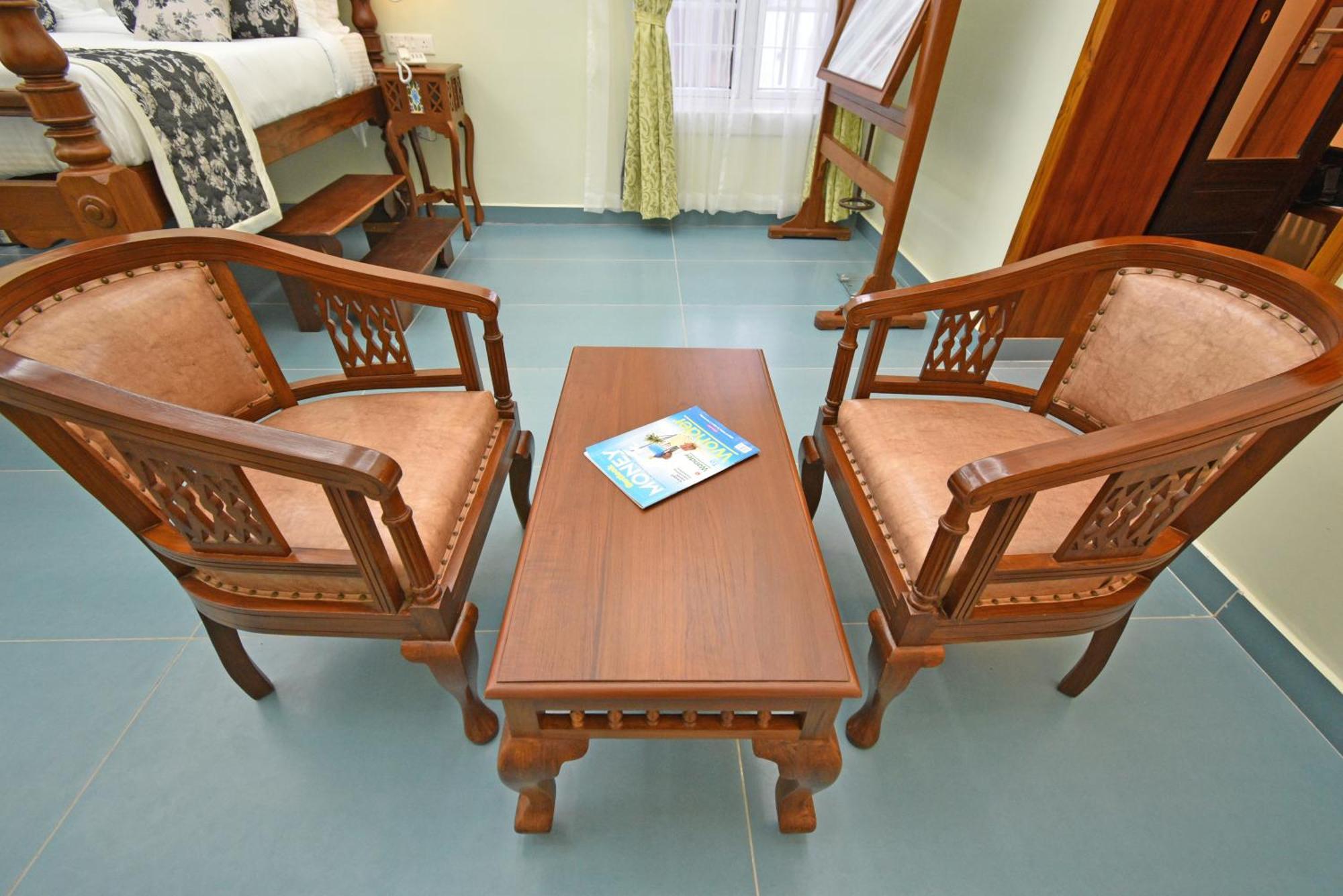 Le Colonial Suites ปอนดิเชอรี ภายนอก รูปภาพ