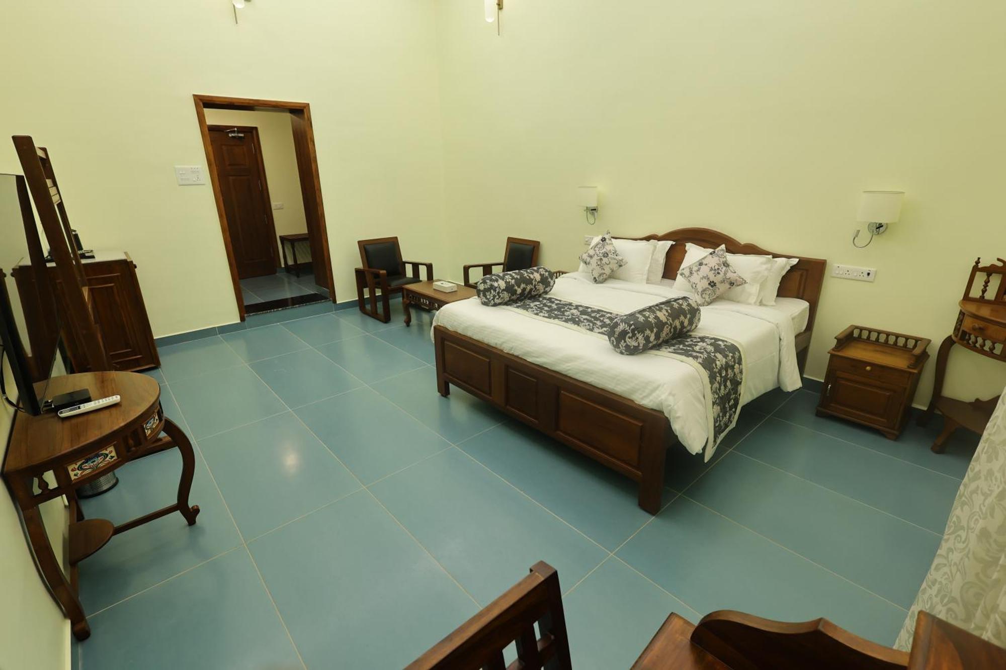 Le Colonial Suites ปอนดิเชอรี ภายนอก รูปภาพ
