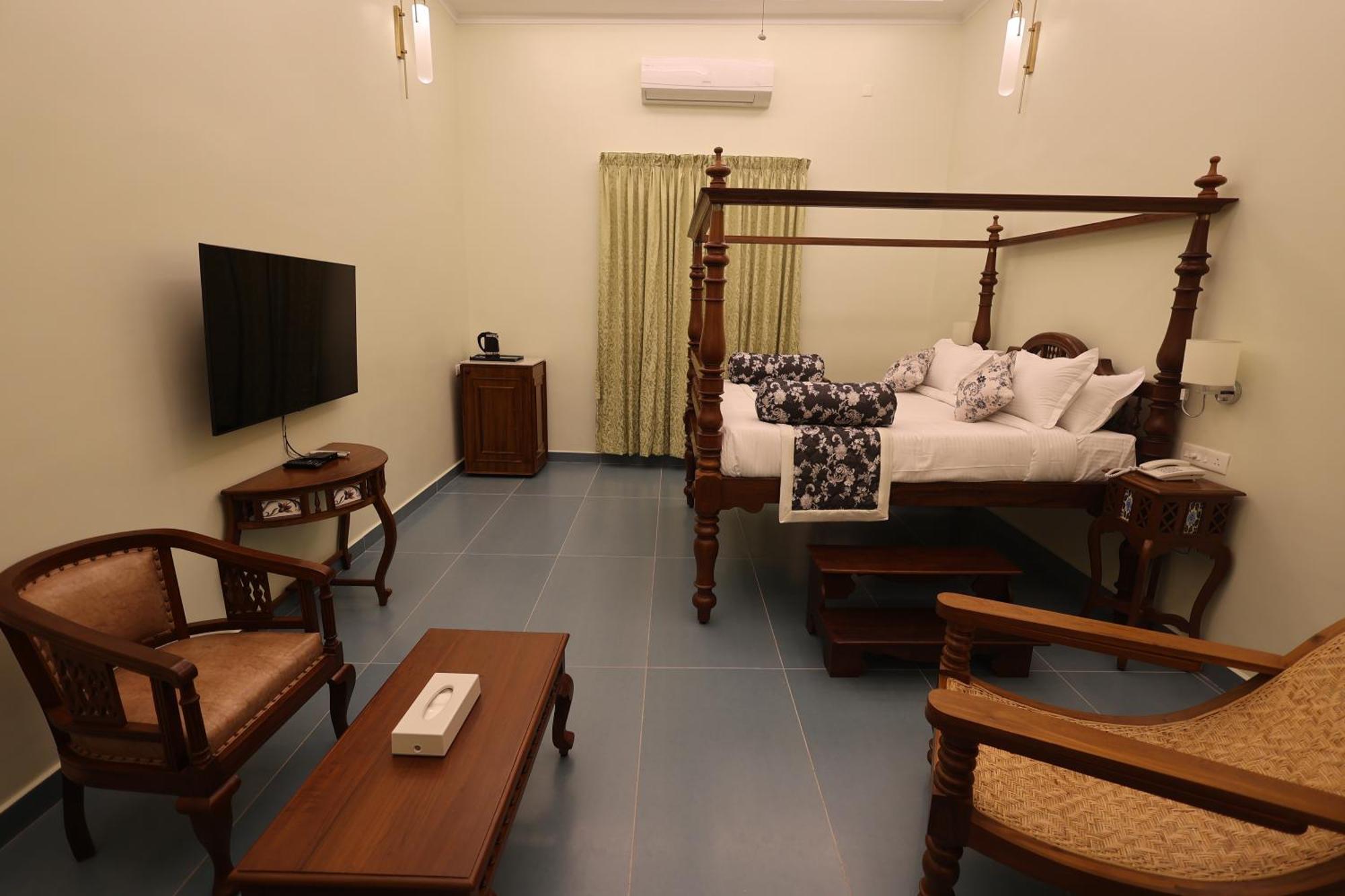 Le Colonial Suites ปอนดิเชอรี ภายนอก รูปภาพ